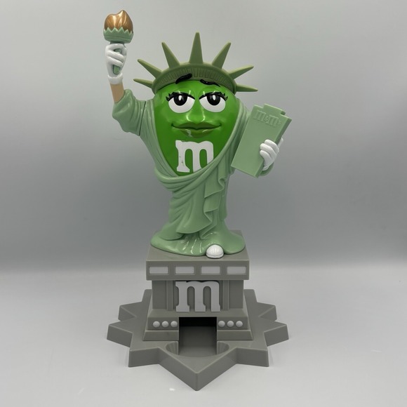 M&M's World Ms. Liberty Dispenser‎ Statue Of Liberty Green Mars Candy Dispenser